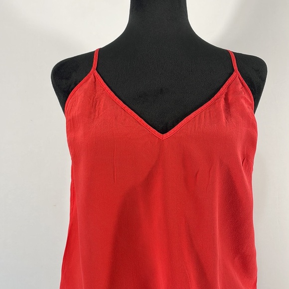 Bebe Red silky soft Cami,spaghetti strap’s,front tie waist,V-neck,Sleeveless - Picture 3 of 12